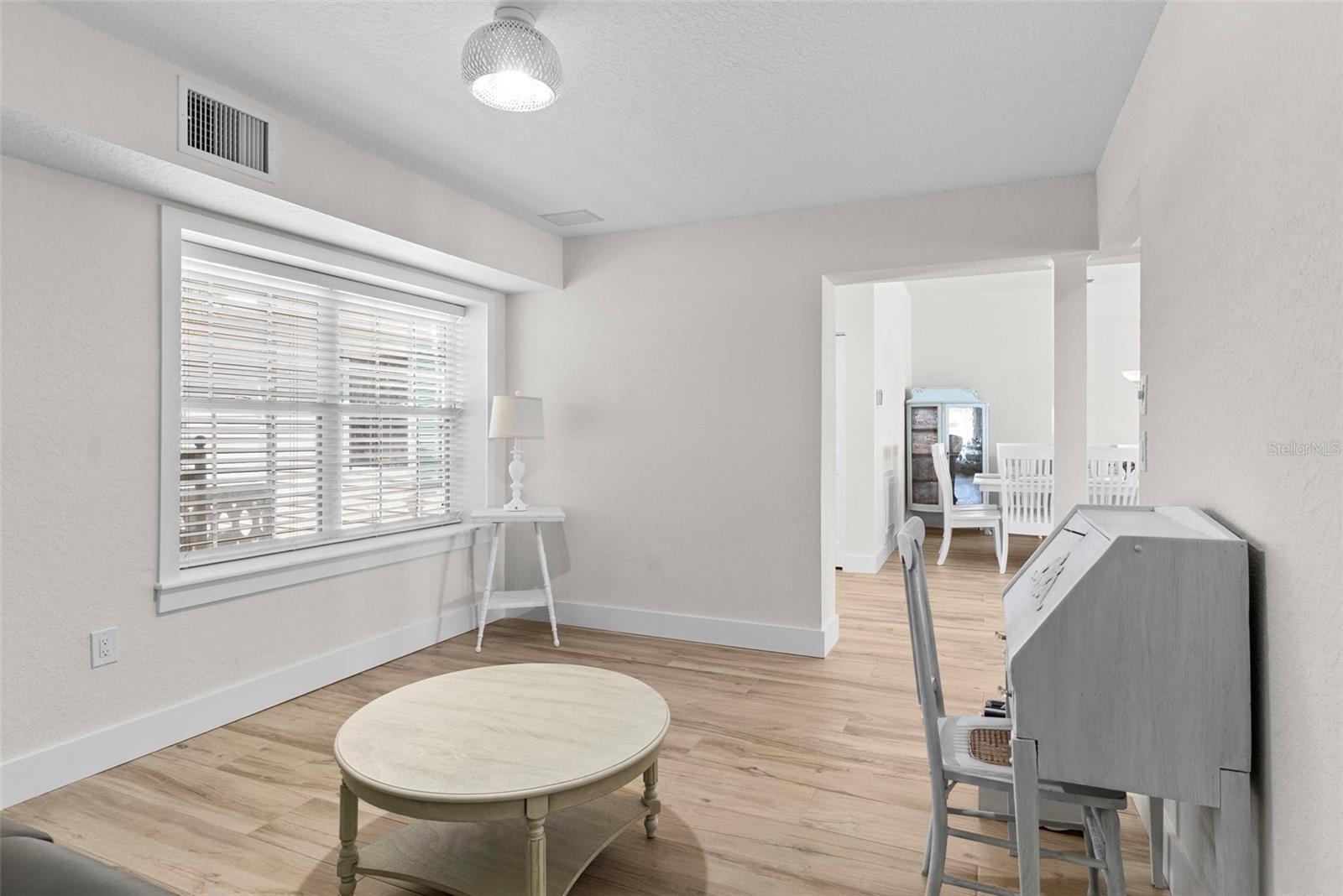 Image 14 of 57 For 11445 9th Street E