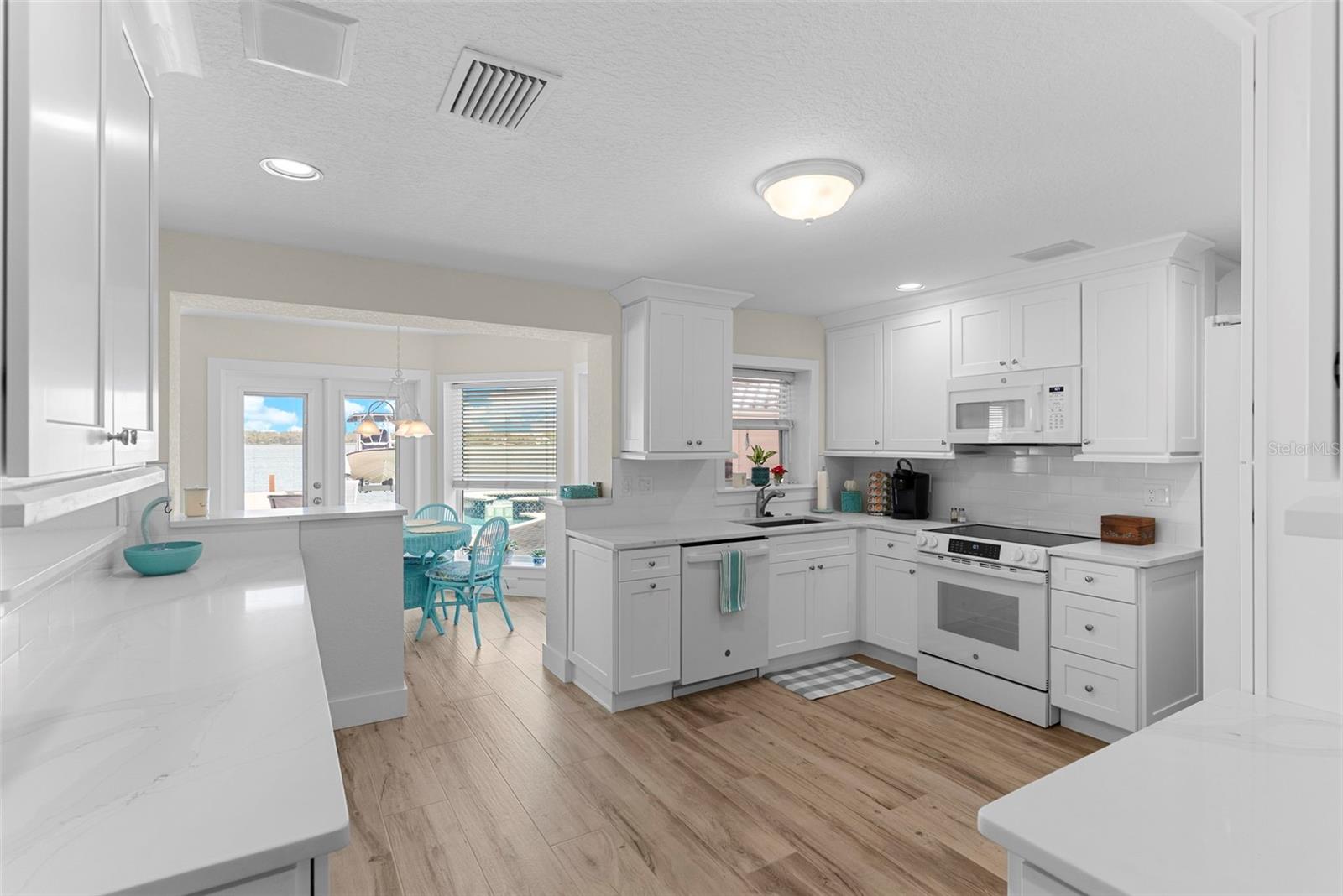 Image 20 of 57 For 11445 9th Street E