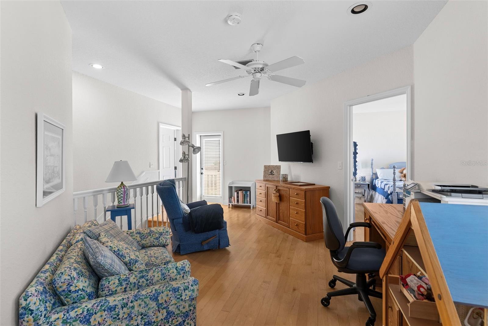 Image 26 of 57 For 11445 9th Street E