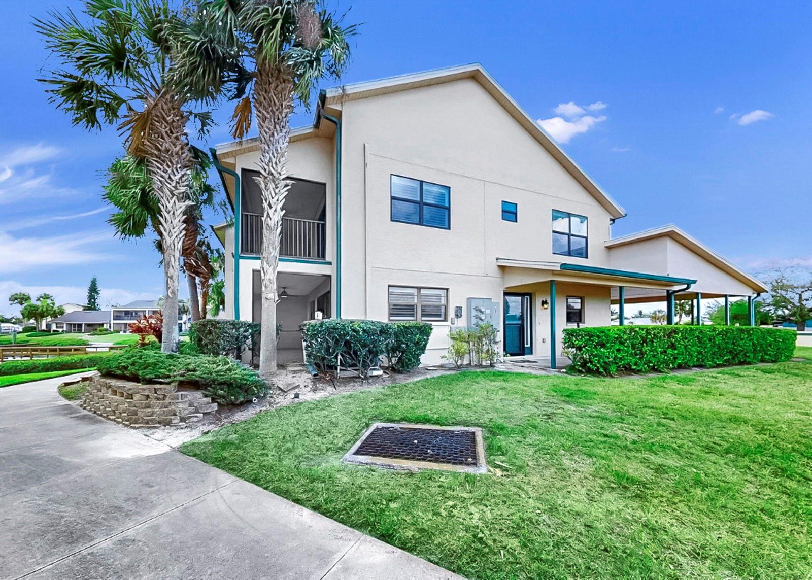 Image 8 of 99 For 626 Yardarm Drive 13