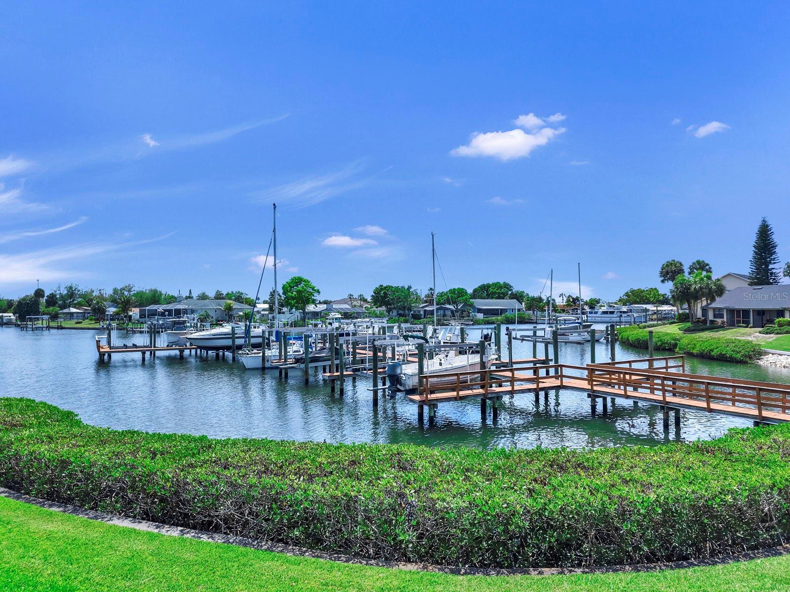 Image 87 of 99 For 626 Yardarm Drive 13