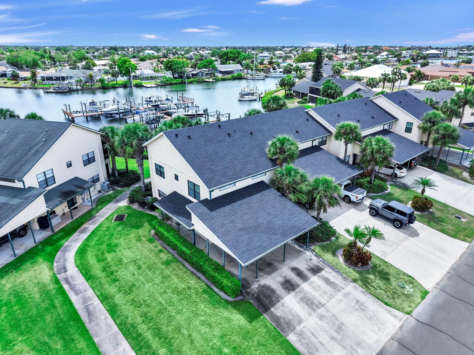 Image 91 of 99 For 626 Yardarm Drive 13