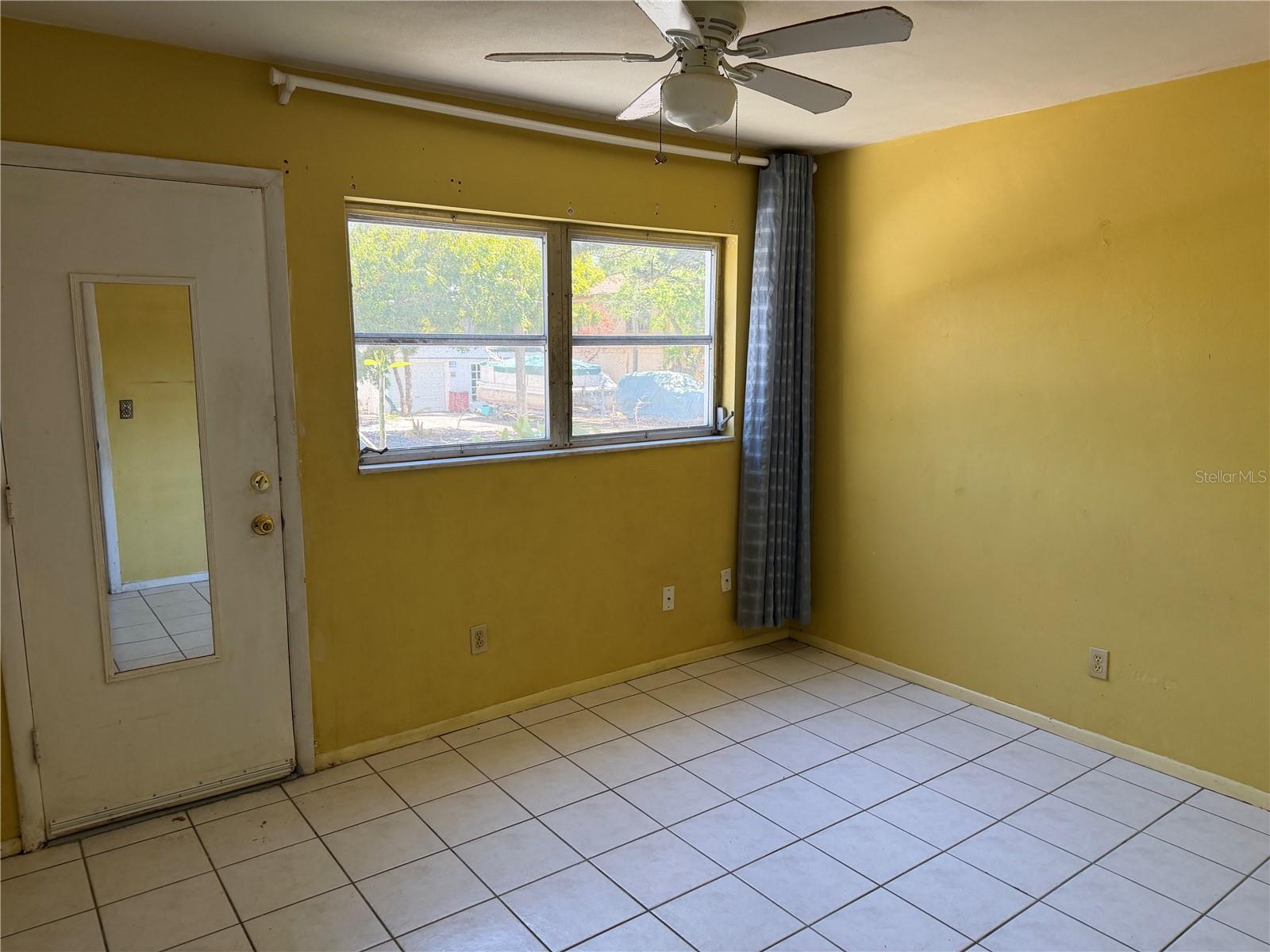 Image 16 of 26 For 1221 Drew Street A2