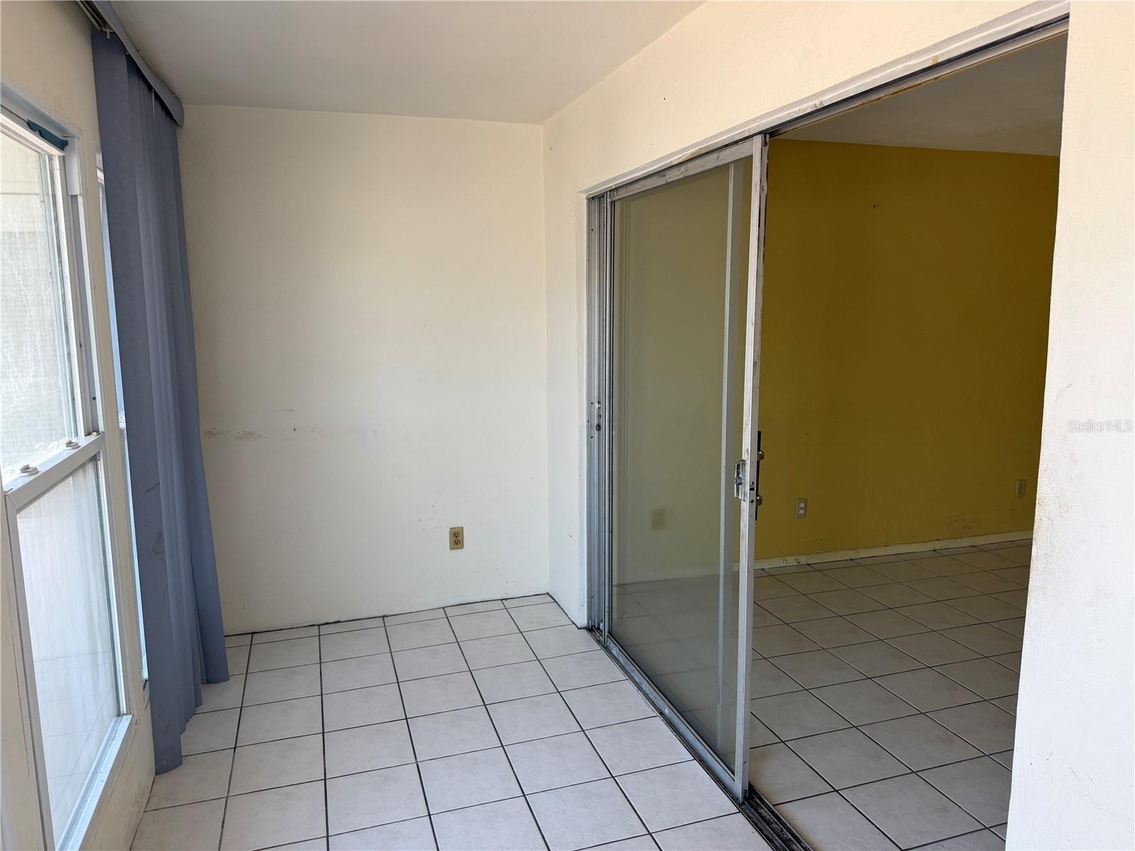 Image 21 of 26 For 1221 Drew Street A2