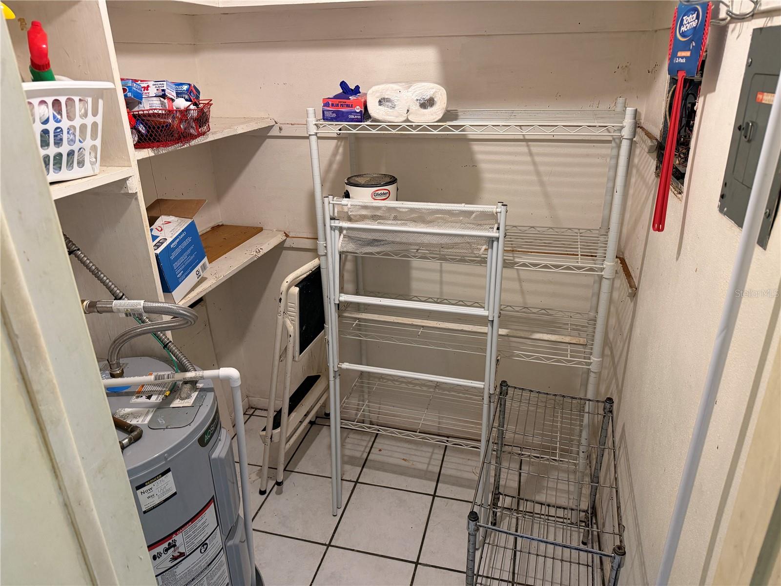 Image 9 of 26 For 1221 Drew Street A2