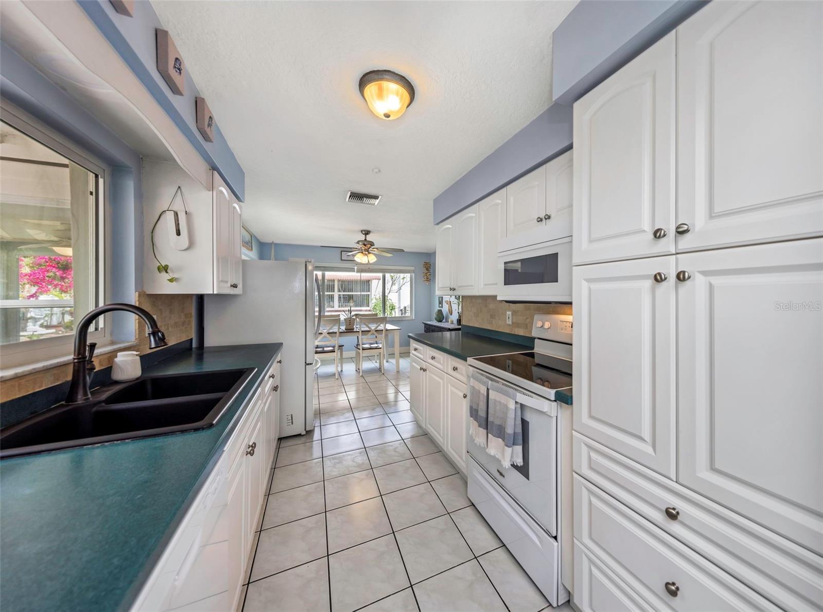 Image 8 of 32 For 2300 Tudor Lane