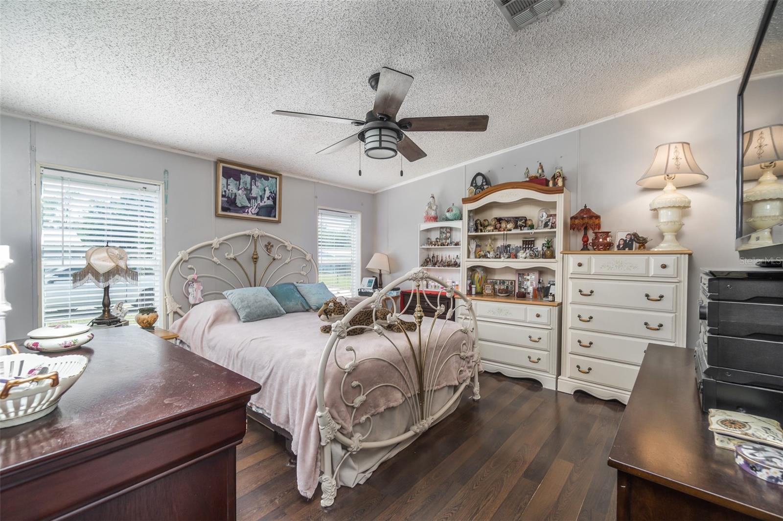 Image 12 of 27 For 14926 Douglas Street