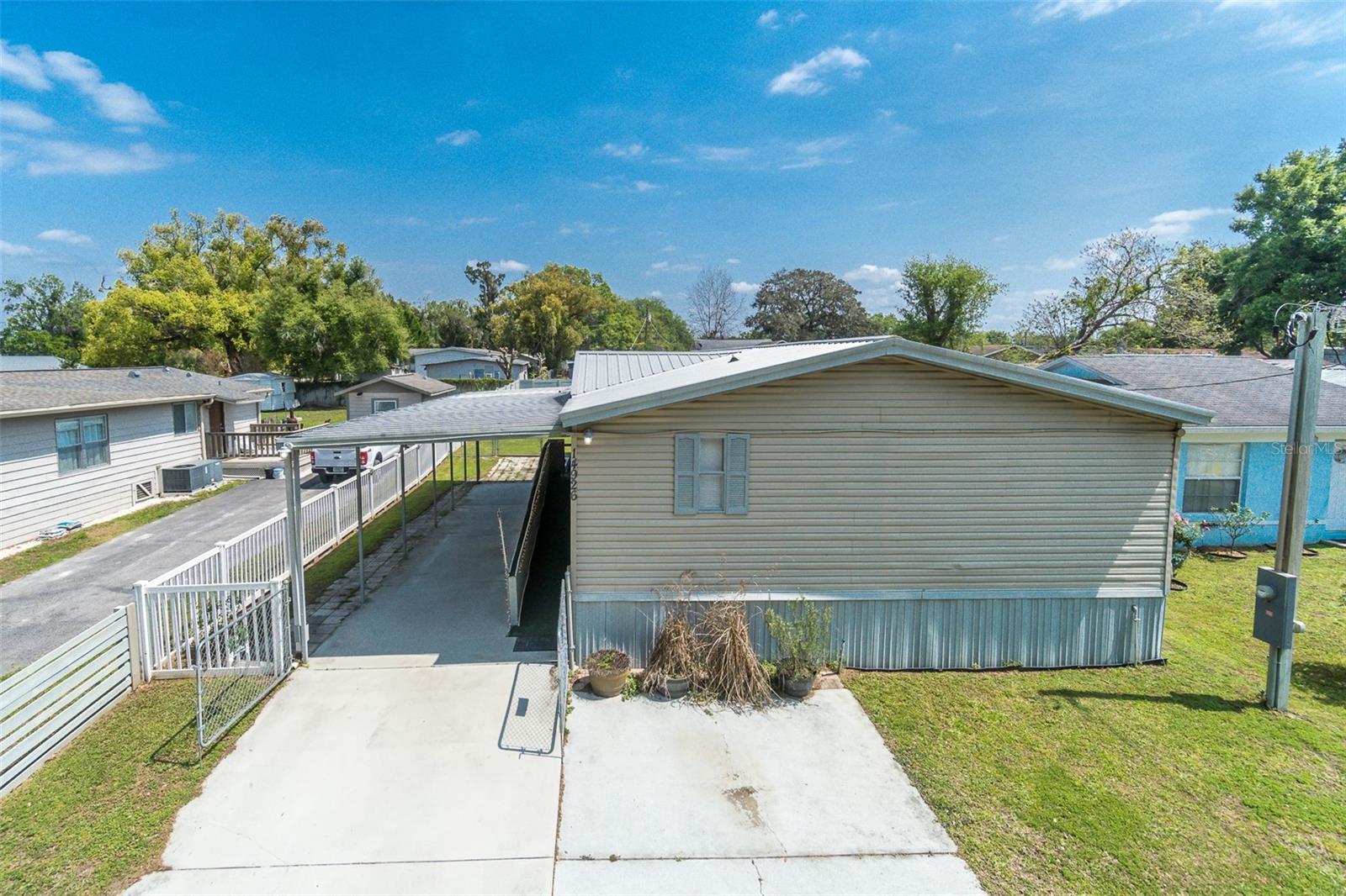 Image 26 of 27 For 14926 Douglas Street