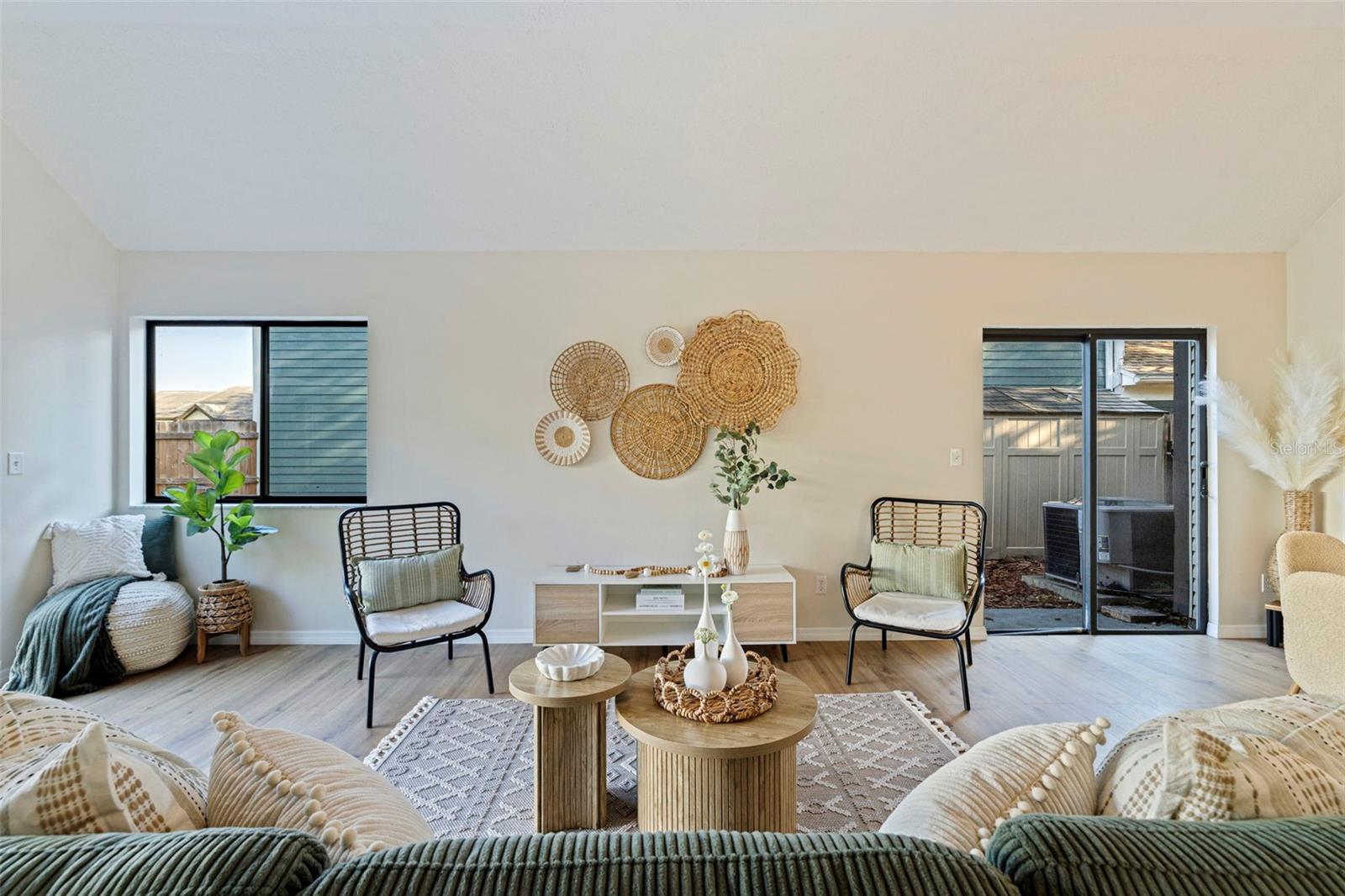 Image 21 of 35 For 3510 Greenglen Circle