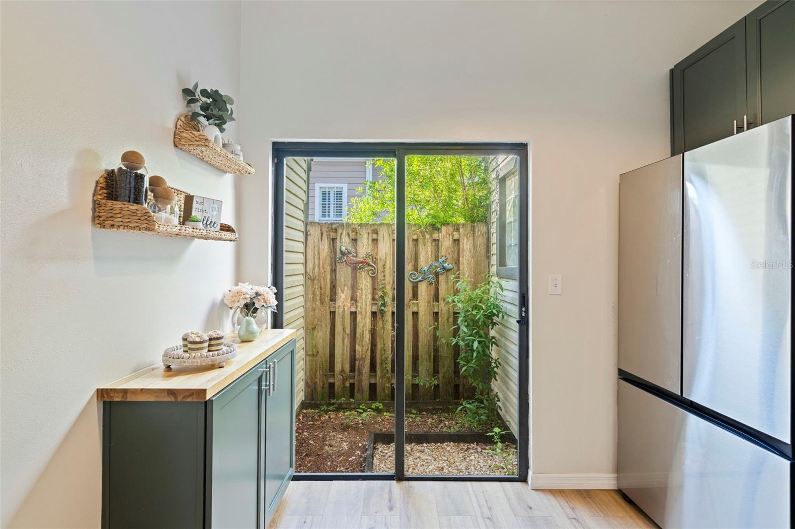 Image 23 of 35 For 3510 Greenglen Circle