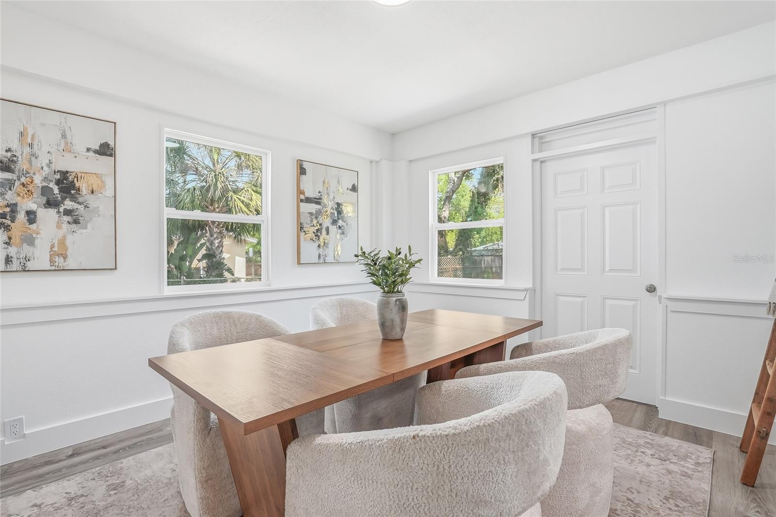 Image 11 of 28 For 7125 5th Avenue N