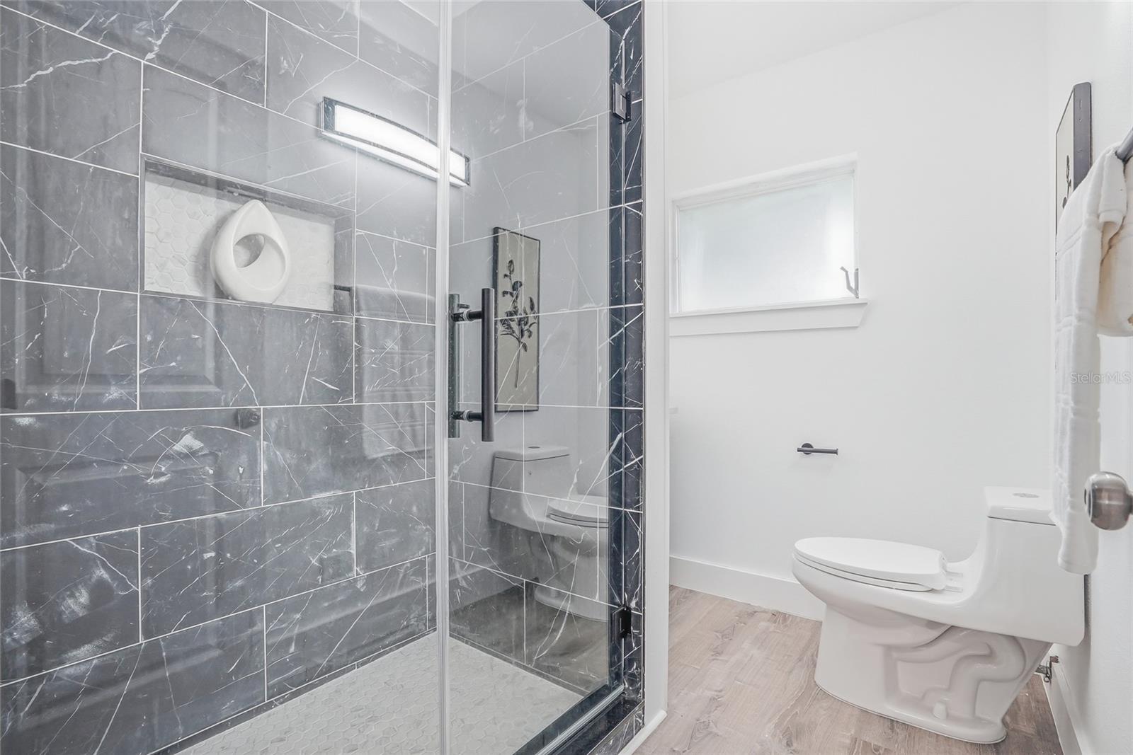 Image 15 of 28 For 7125 5th Avenue N