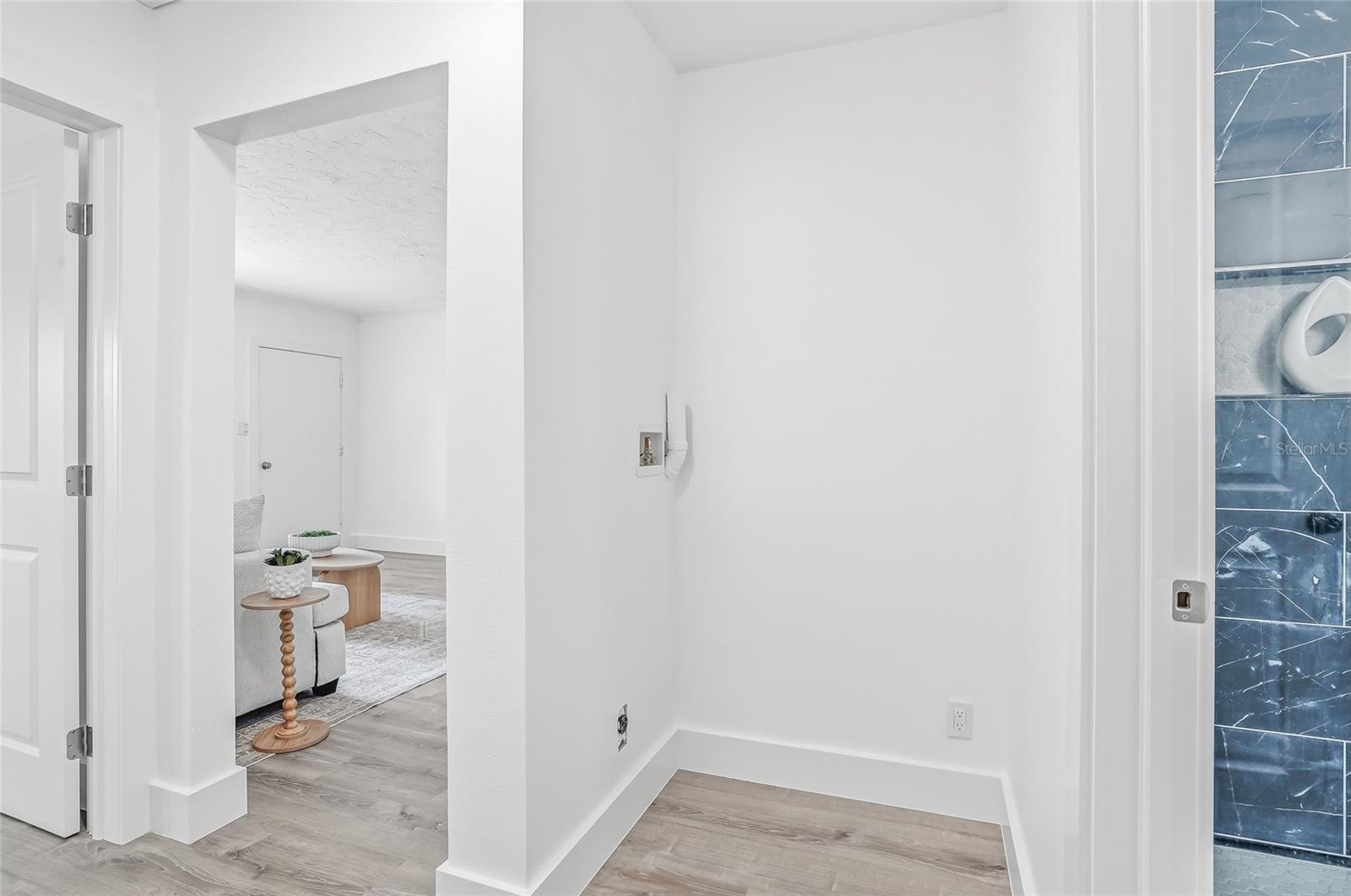 Image 20 of 28 For 7125 5th Avenue N