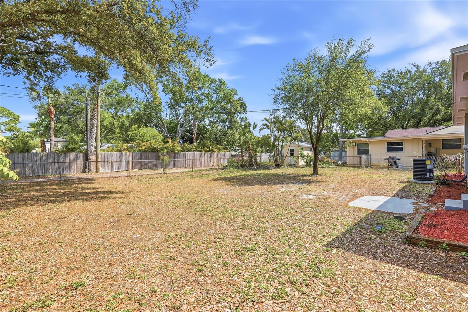 Image 22 of 28 For 7125 5th Avenue N