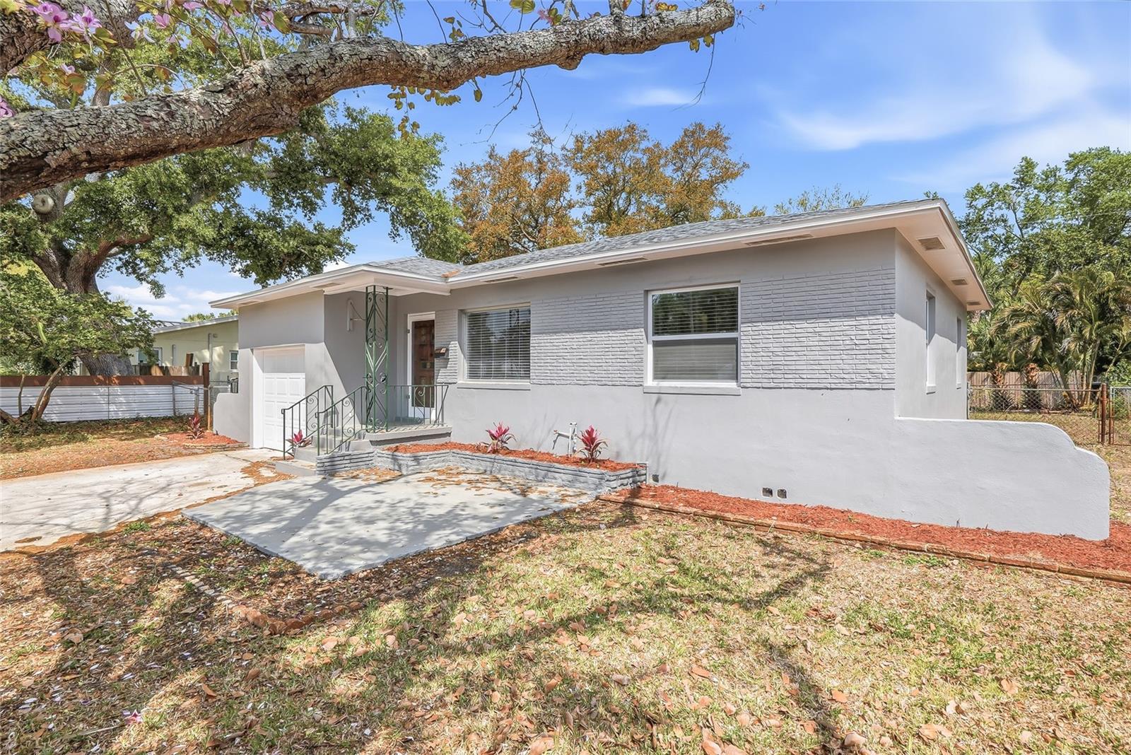 Image 27 of 28 For 7125 5th Avenue N