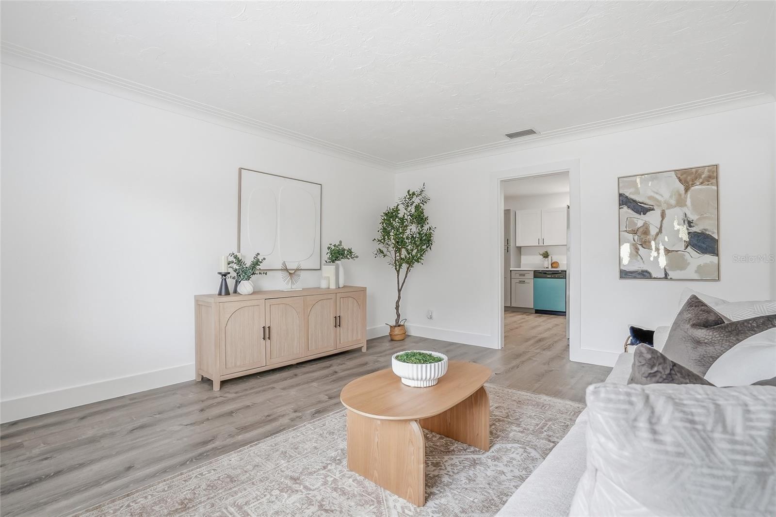 Image 3 of 28 For 7125 5th Avenue N