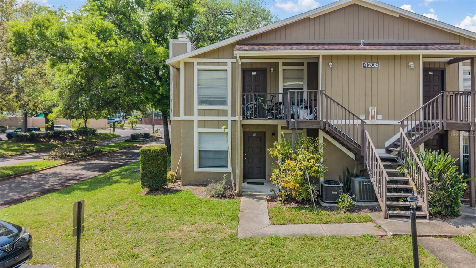 Details for 4208 Winding Moss Trail 102, TAMPA, FL 33613