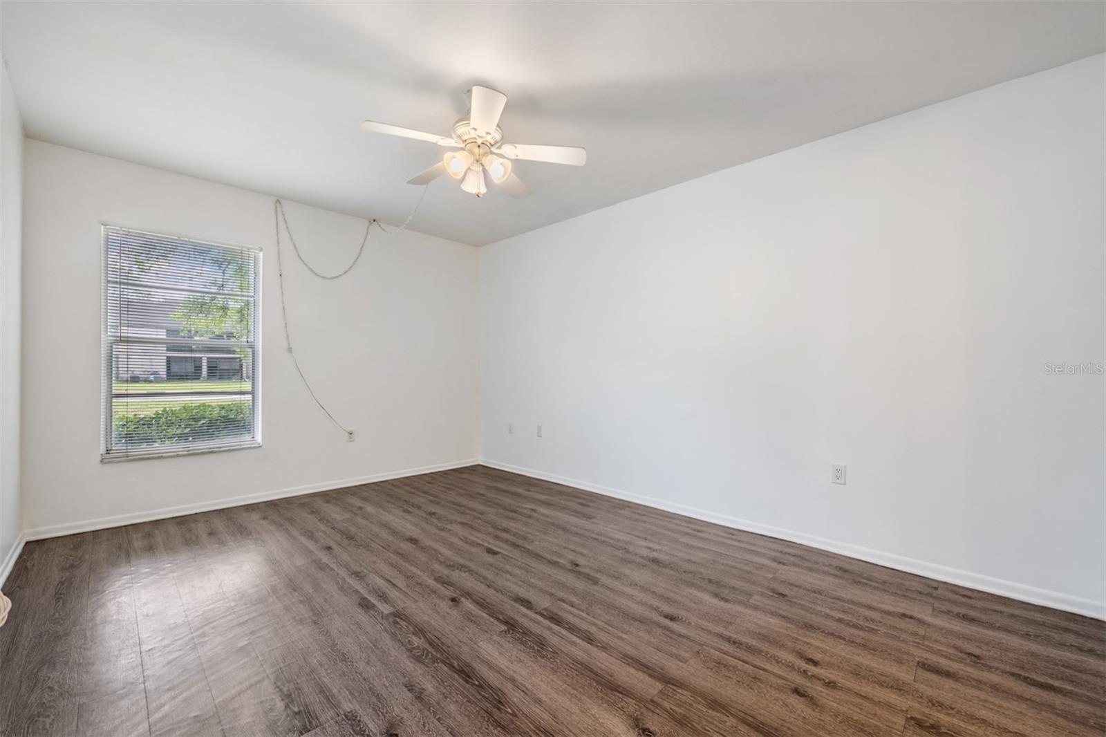 Image 12 of 27 For 4208 Winding Moss Trail 102