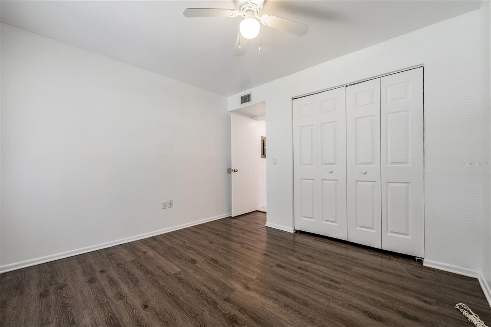 Image 17 of 27 For 4208 Winding Moss Trail 102