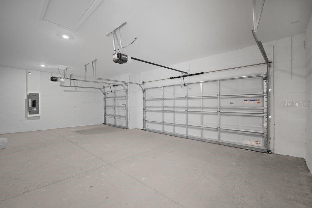 Image 29 of 42 For 2120 Babbling Brook Boulevard