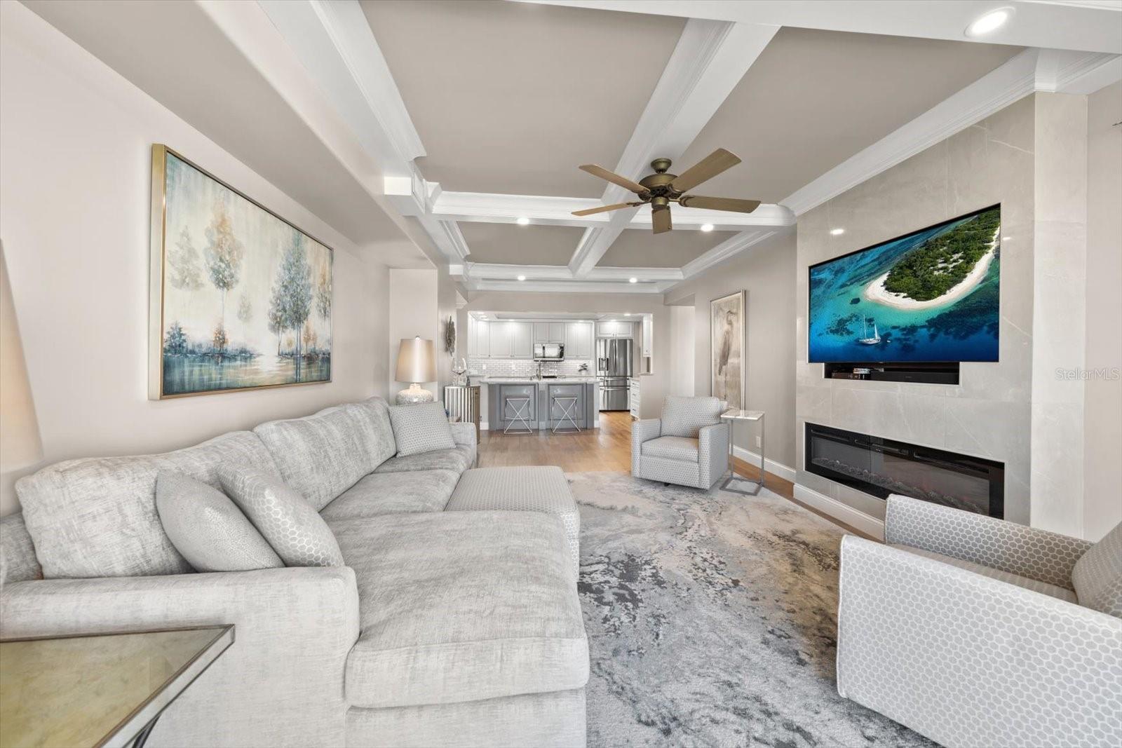 Image 12 of 73 For 6 Belleview Boulevard 608