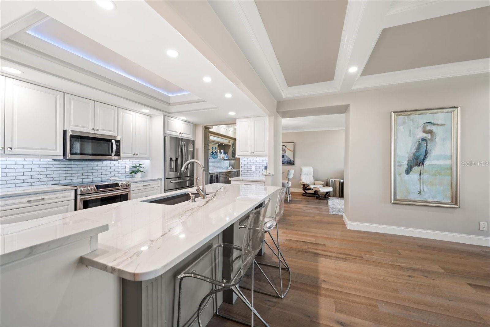 Image 15 of 73 For 6 Belleview Boulevard 608