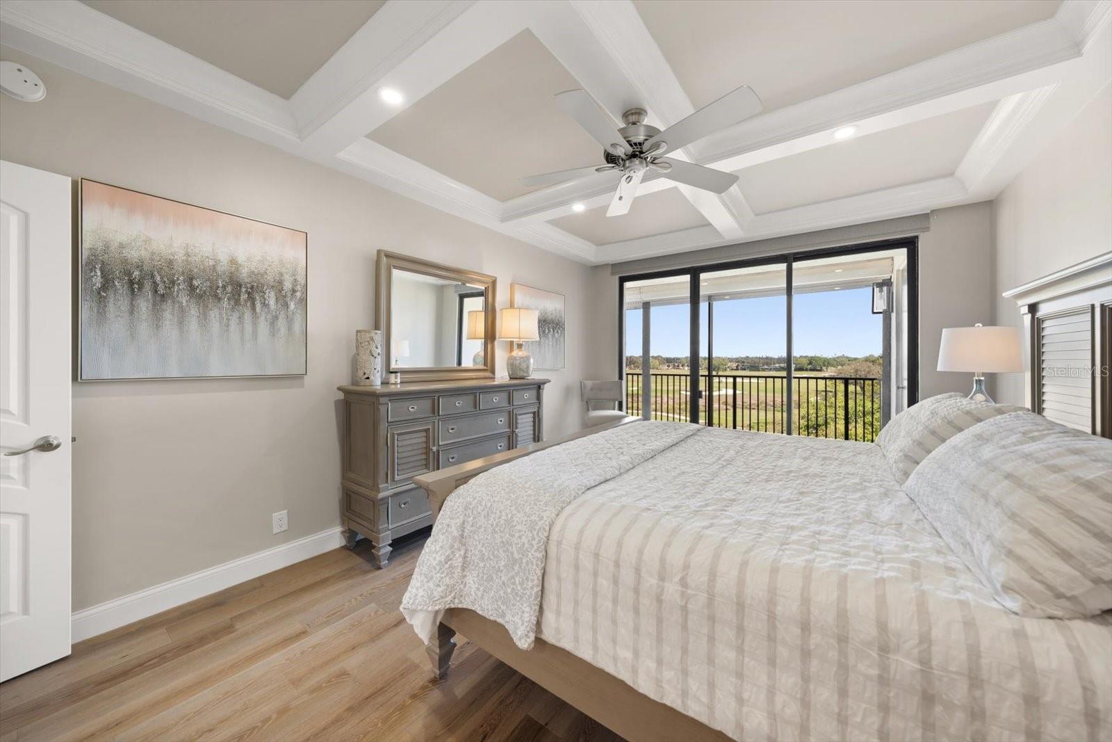 Image 24 of 73 For 6 Belleview Boulevard 608