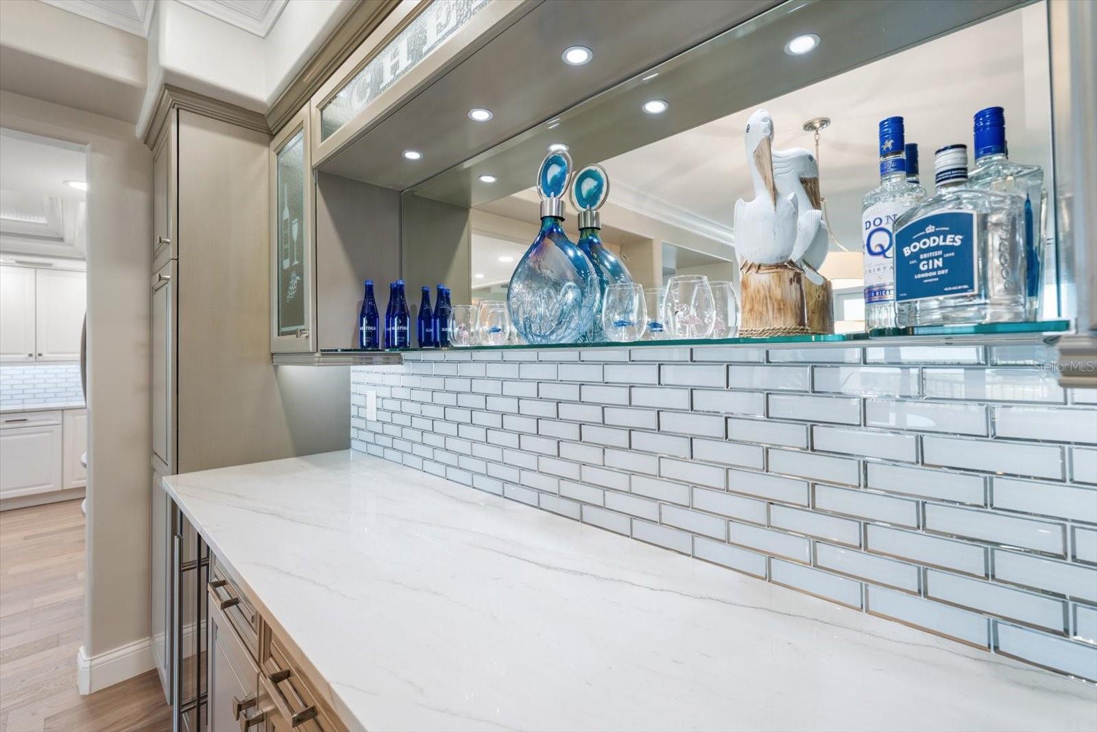 Image 38 of 73 For 6 Belleview Boulevard 608