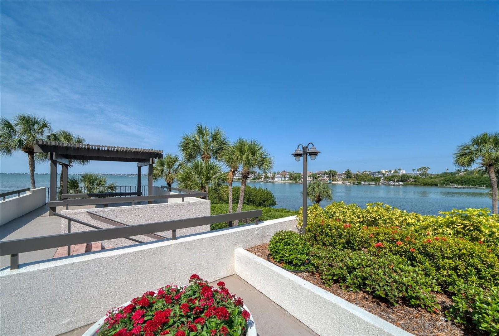 Image 50 of 73 For 6 Belleview Boulevard 608