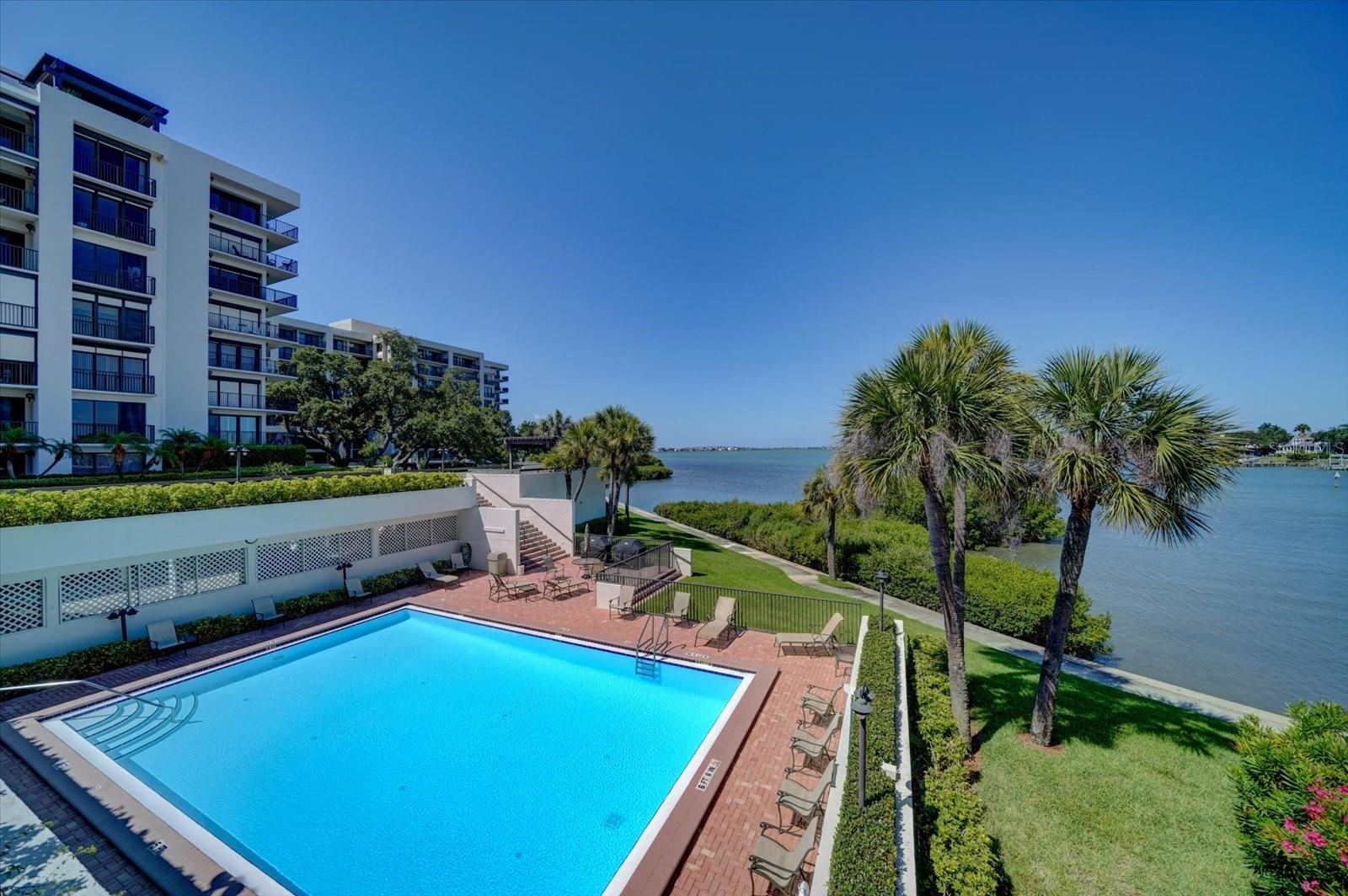 Image 52 of 73 For 6 Belleview Boulevard 608