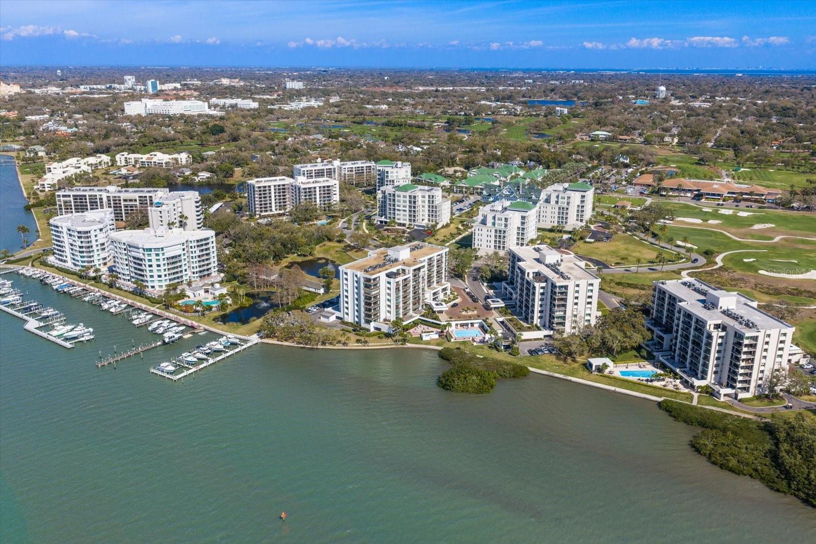 Image 65 of 73 For 6 Belleview Boulevard 608