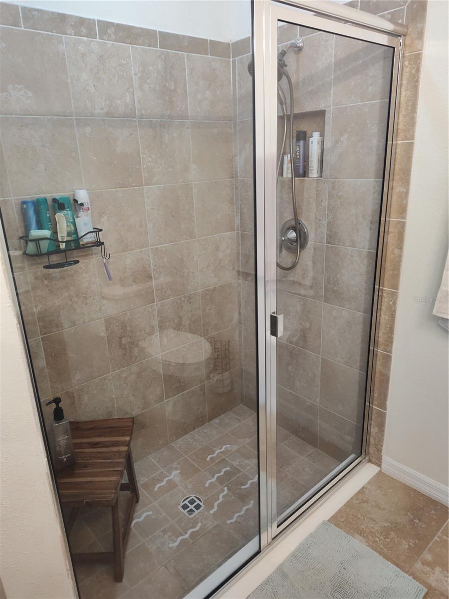 Image 16 of 20 For 7460 Stonebrook Circle
