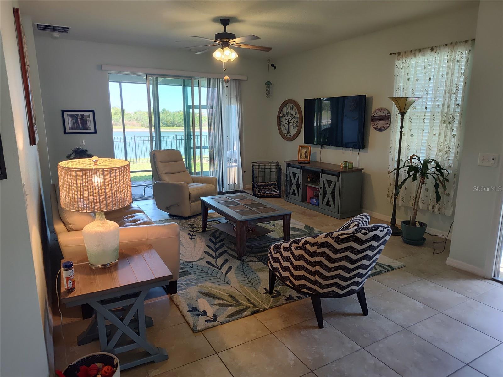 Image 18 of 20 For 7460 Stonebrook Circle