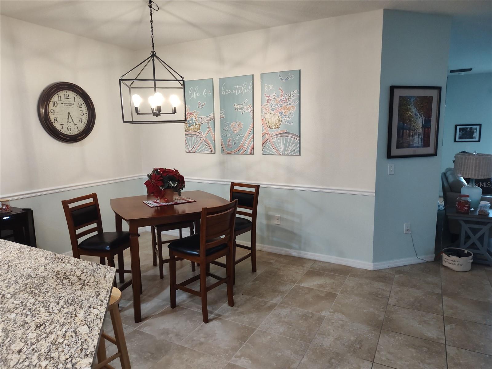 Image 5 of 20 For 7460 Stonebrook Circle