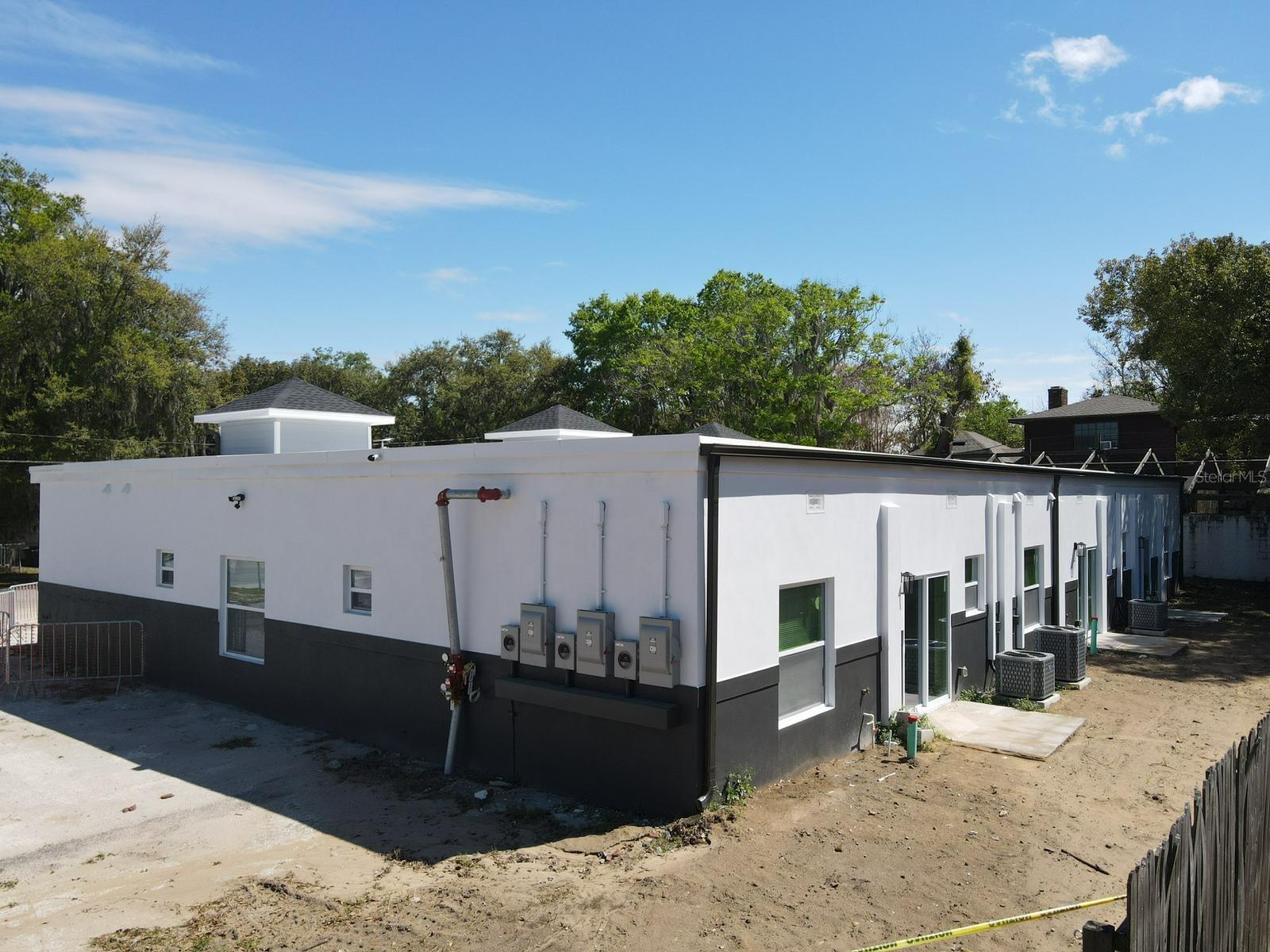 Image 10 of 36 For 705 Orange Avenue