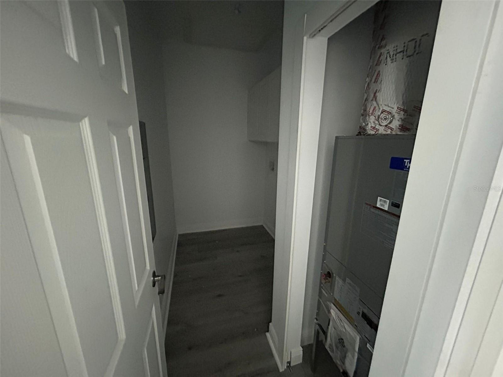 Image 21 of 36 For 705 Orange Avenue