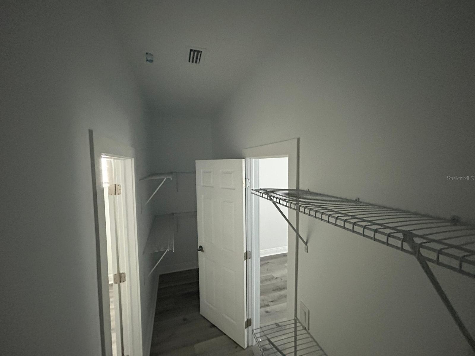 Image 27 of 36 For 705 Orange Avenue