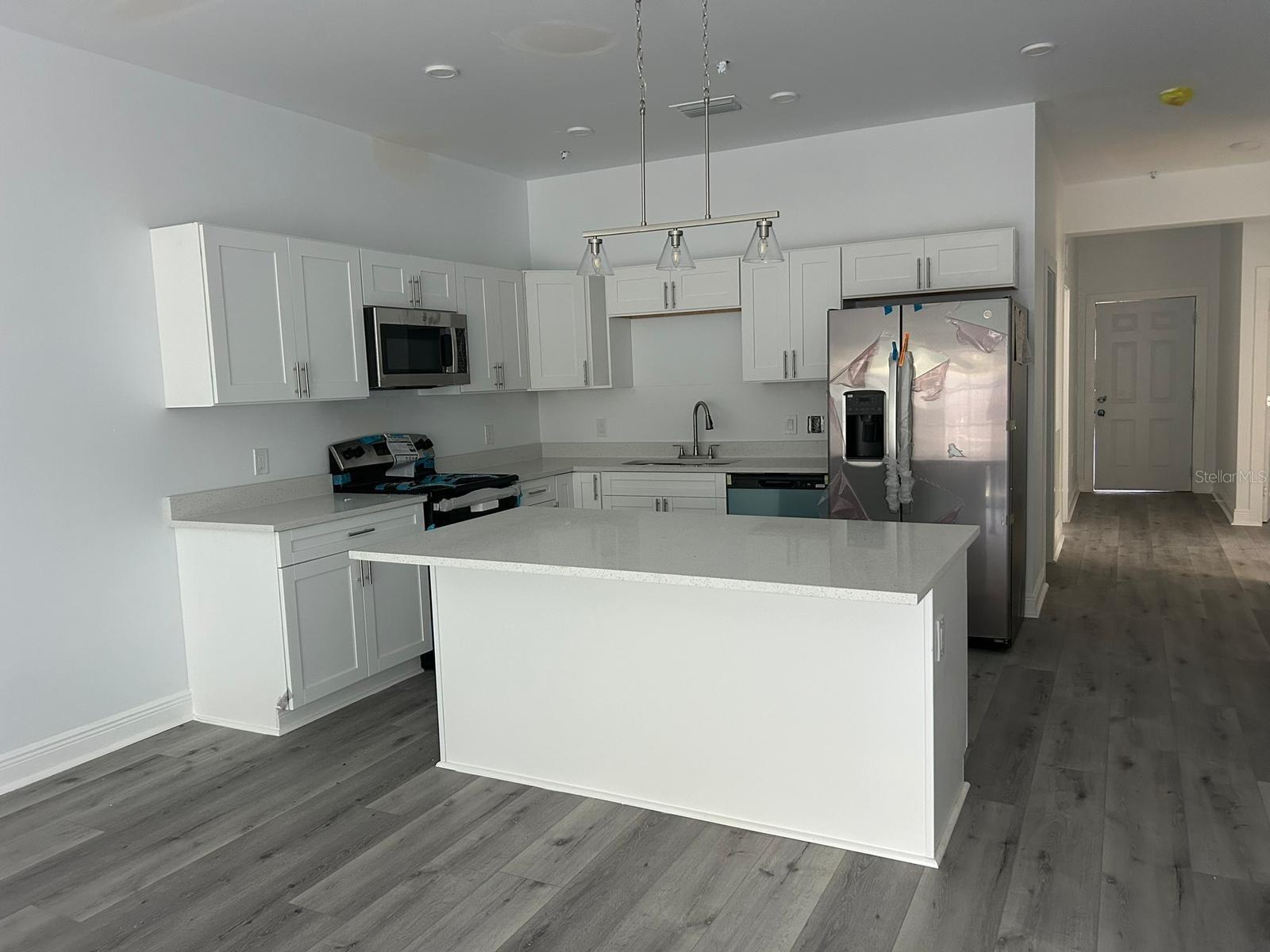 Image 3 of 36 For 705 Orange Avenue