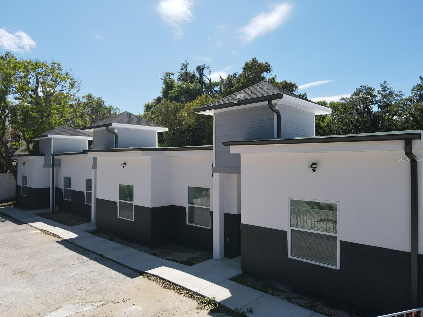 Image 32 of 36 For 705 Orange Avenue