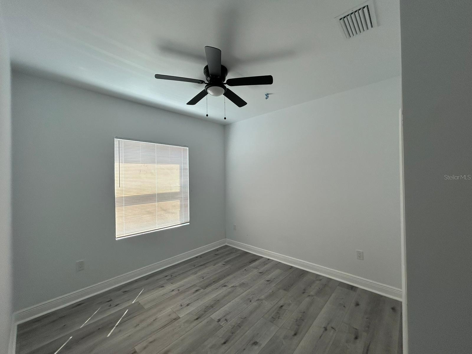 Image 6 of 36 For 705 Orange Avenue