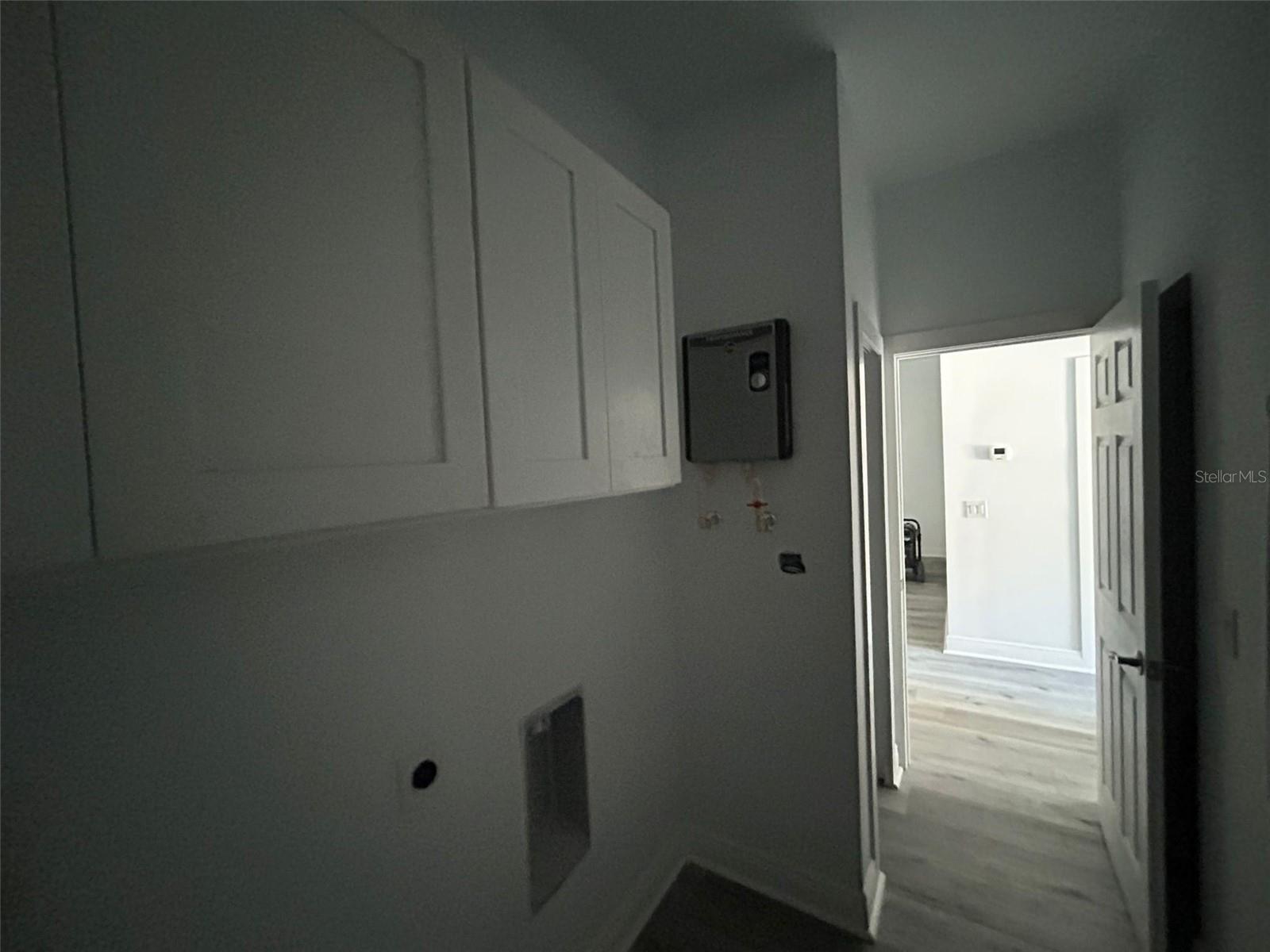 Image 8 of 36 For 705 Orange Avenue