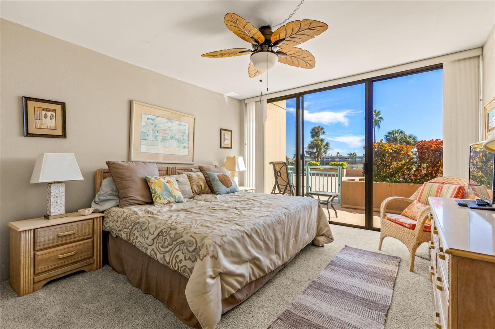 Image 29 of 54 For 1 Key Capri  102e