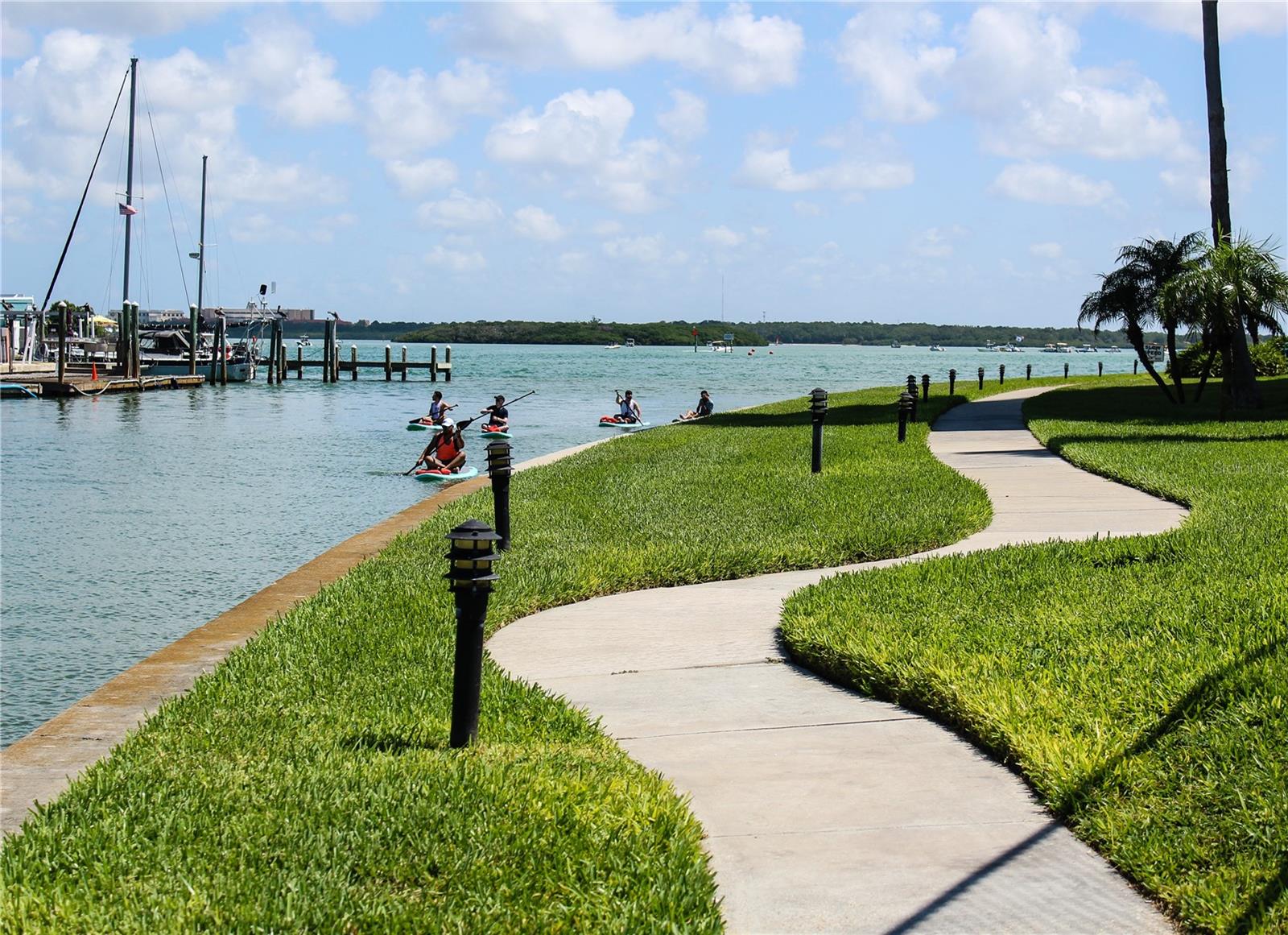 Image 45 of 54 For 1 Key Capri  102e