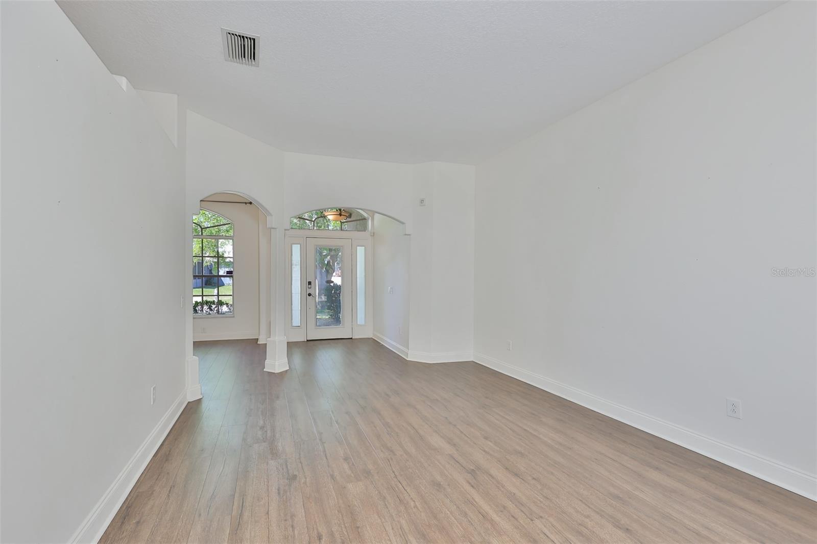 Image 11 of 55 For 9274 Estate Cove Circle