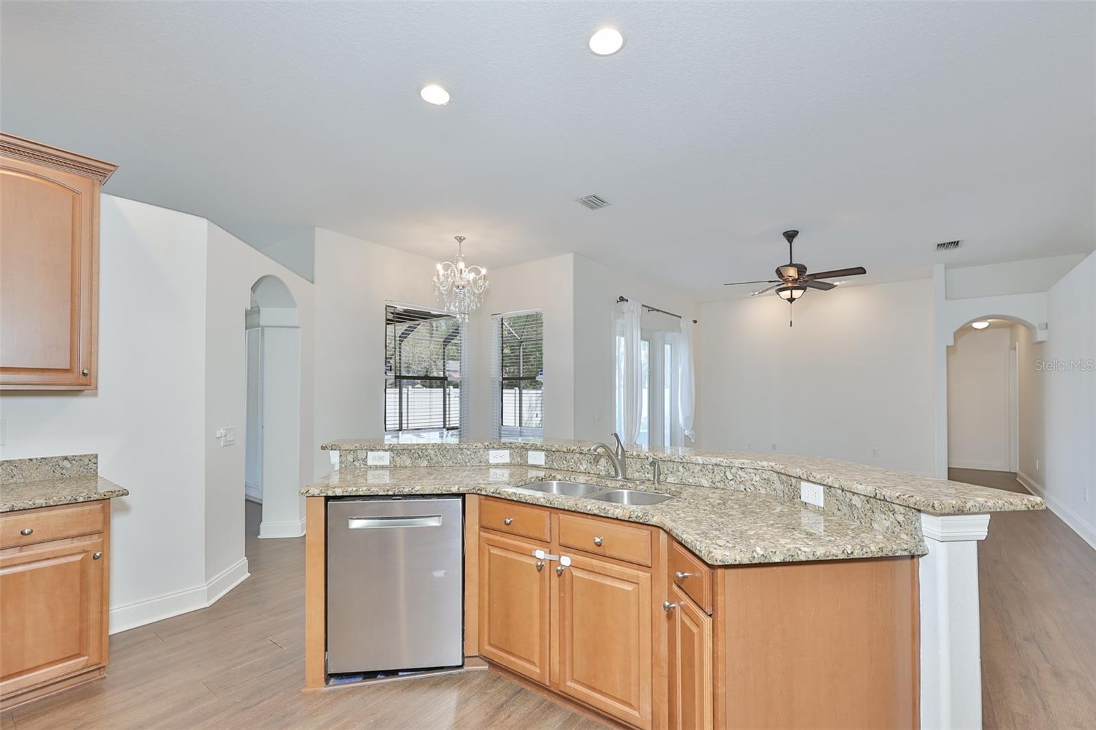 Image 21 of 55 For 9274 Estate Cove Circle