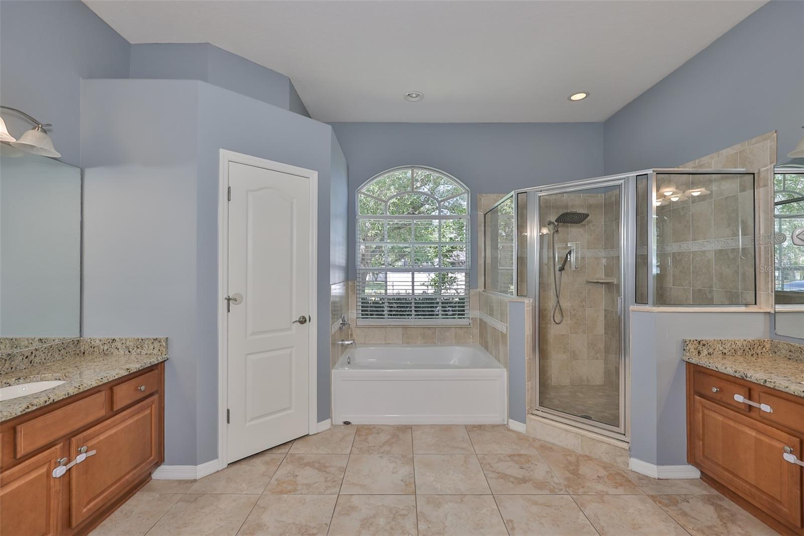 Image 22 of 55 For 9274 Estate Cove Circle