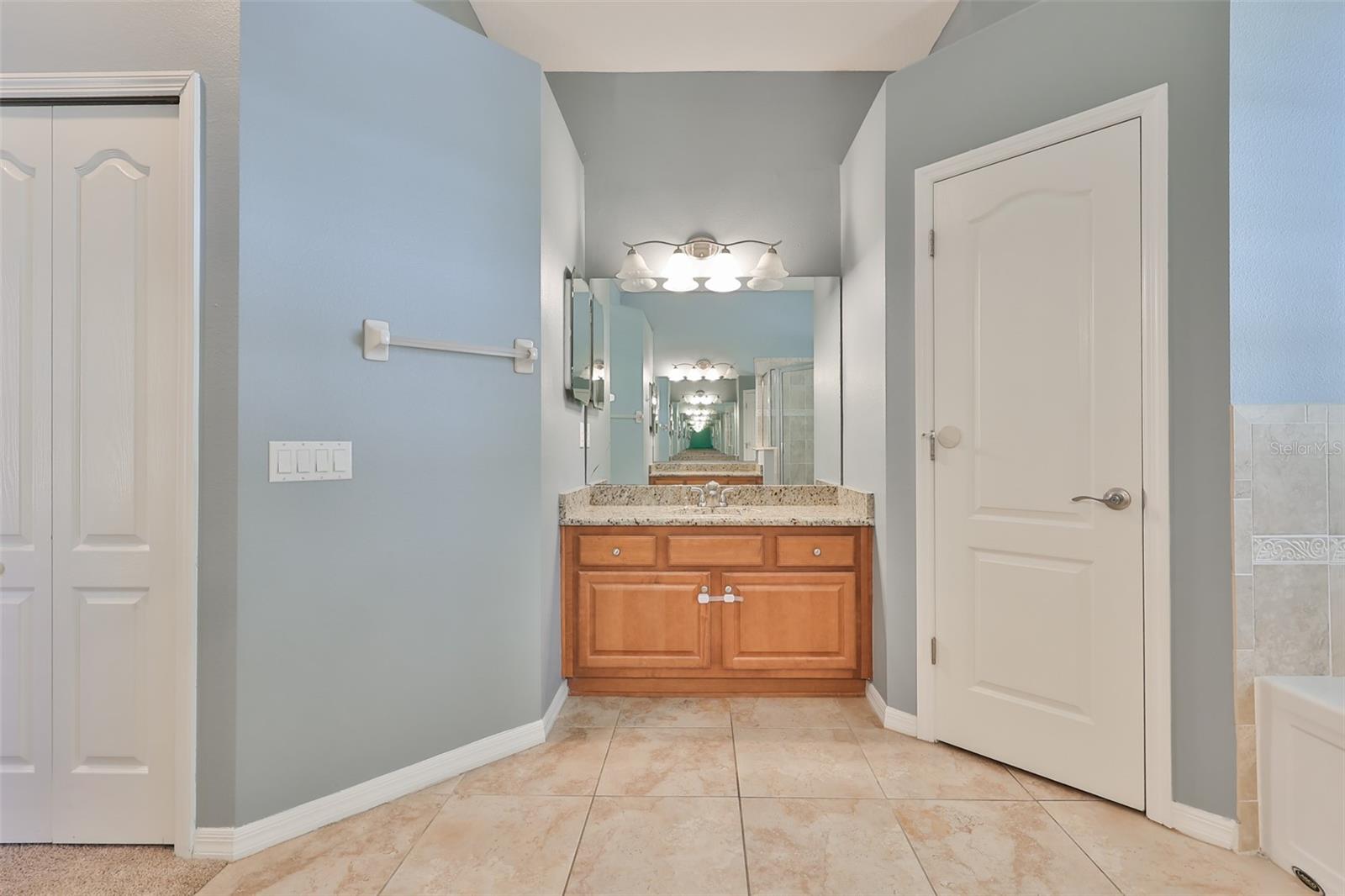 Image 25 of 55 For 9274 Estate Cove Circle