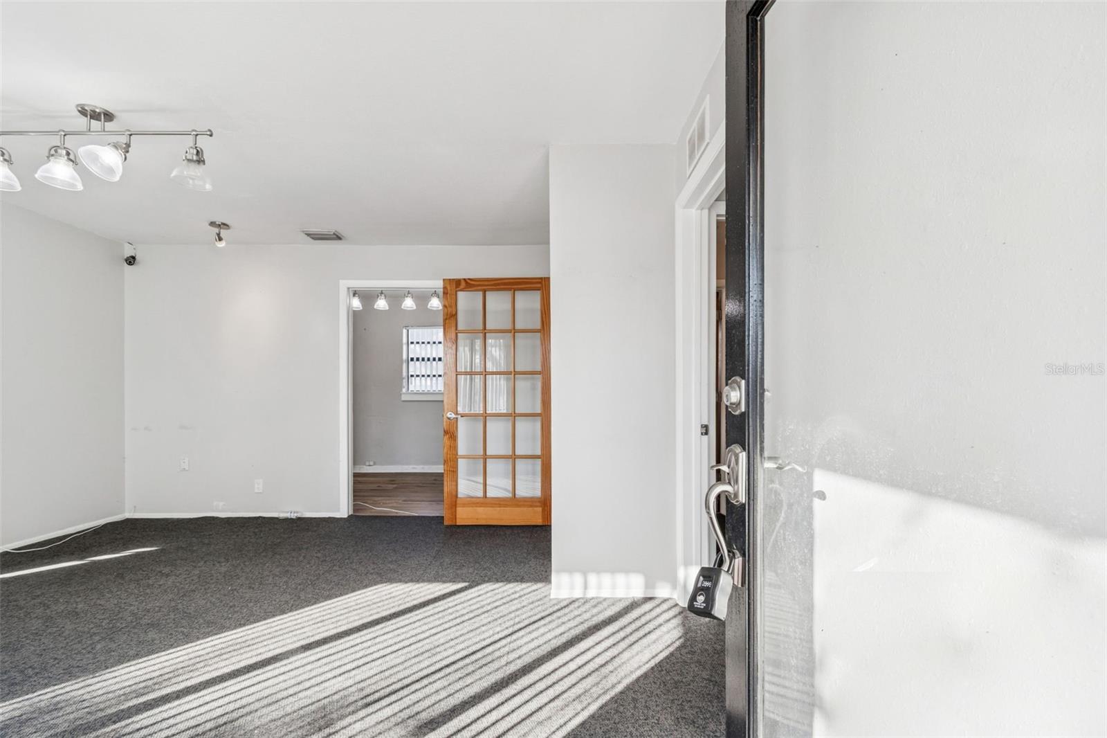 Image 3 of 13 For 801 49th Street N