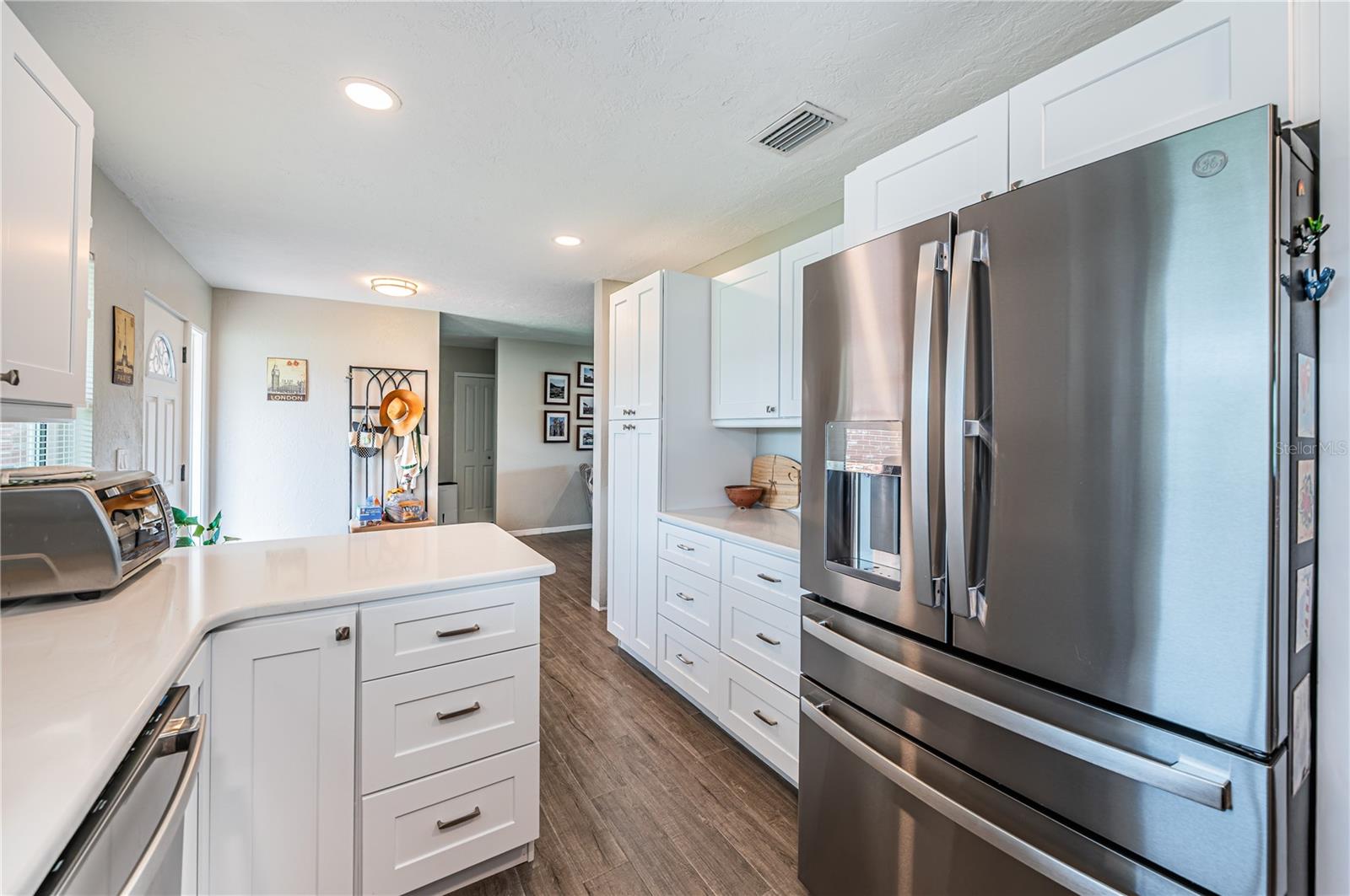 Image 11 of 34 For 7927 11th Avenue S