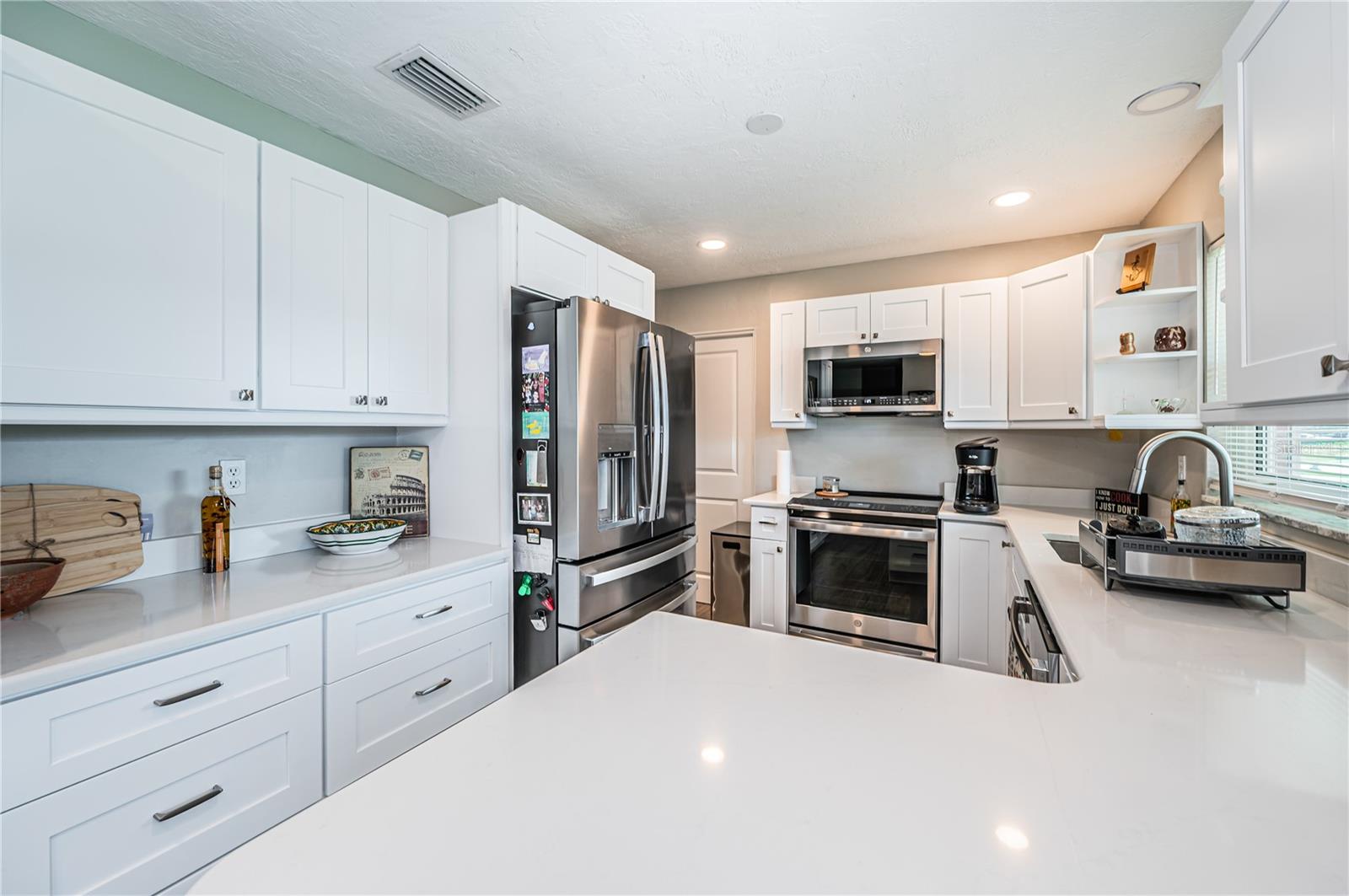 Image 13 of 34 For 7927 11th Avenue S